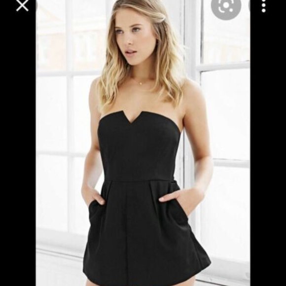 Strapless Black Romper with Pockets! - Picture 1 of 3